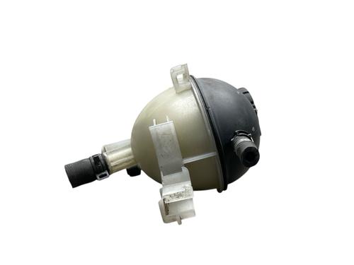expansion-tank-mercedes-benz-e-class-convertible-a207-2010-2011-2012-2013-2014-2015-2016-25505351 main image