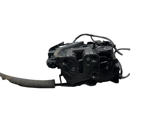 rear-left-lock-renault-megane-iv-hatchback-b9amn_-2015-34480792 main image