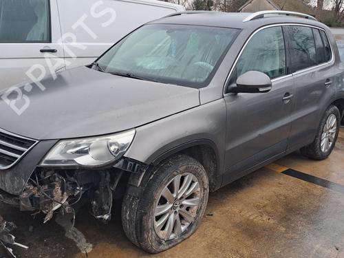 Front wiper motor VW TIGUAN (5N_) 2.0 TDI 4motion | BP28198742M29 