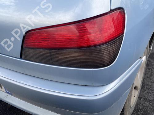 Højre baglygte PEUGEOT 306 Hatchback (7A, 7C, N3, N5) 2.0 HDI 90 | BP25551441C35 