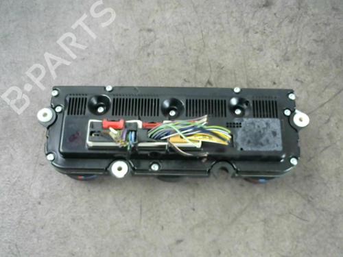 AC Styreenhet / Manøvreringsenhet SKODA OCTAVIA II (1Z3) 2.0 TDI (136 hp) 25579453