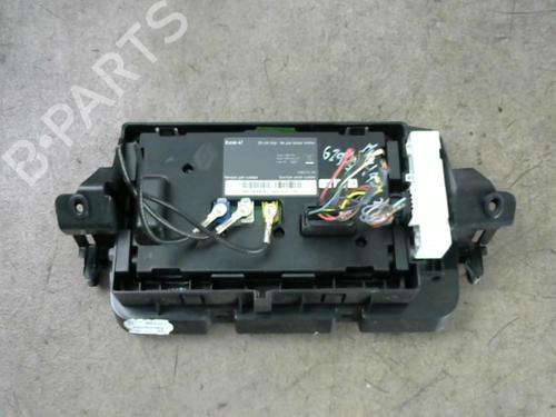Multifunctionele display RENAULT MEGANE III Coupe (DZ0/1_) 1.5 dCi (DZ09, DZ0D, DZ1F, DZ1G, DZ14, DZ29) (110 hp) 25579102