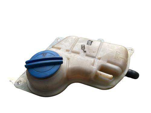 expansion-tank-vw-passat-b55-variant-3b6-2000-2001-2002-2003-2004-2005-25529860 main image