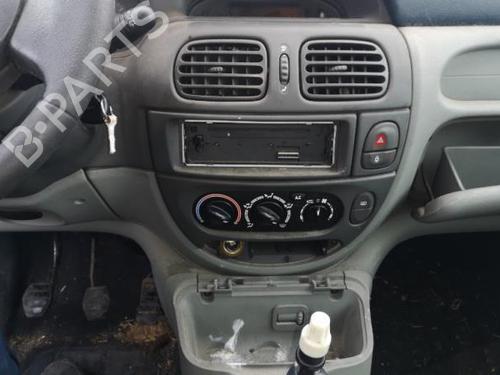 Retrovisor izquierdo RENAULT SCÉNIC I MPV (JA0/1_, FA0_) 1.9 dTi (JA0N) | BP25583226C26 
