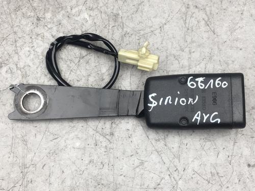 Used Seat buckle DAIHATSU SIRION (M3_) 1.0 (M300) (70 hp) 25524867