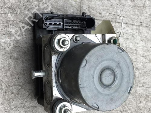Used ABS pump RENAULT CLIO III (BR0/1, CR0/1) 1.5 dCi (BR17, CR17) (86 hp) 25529325