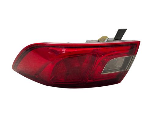 right-taillight-renault-clio-iv-bh_-2012-2013-2014-2015-2016-2017-2018-2019-2020-2021-32426001 main image