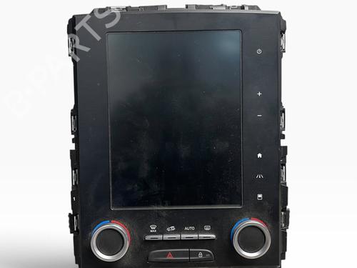Used Display monitor Display monitor RENAULT MEGANE IV Hatchback (B9A/M/N_) [2015-2026] 39710517 39710517