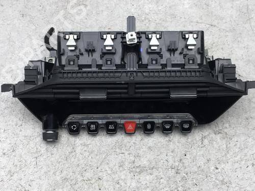 Switch PEUGEOT 208 II (UB_, UP_, UW_, UJ_) 1.5 BlueHDI 100 | BP25515157I30