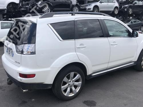 Left tailgate light MITSUBISHI OUTLANDER II (CW_W) 2.2 DI-D 4WD | BP25511048C79 