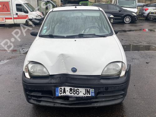 Left front indicator FIAT SEICENTO / 600 (187_) 1.1 (187AXB, 187AXB1A, 187AXC1A02) | BP25507008C32 