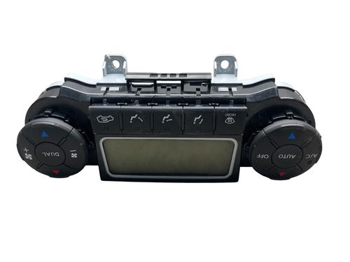 Used Climate control Climate control HYUNDAI ix35 (LM, EL, ELH) 2.0 CRDi (136 hp) 30648545 30648545