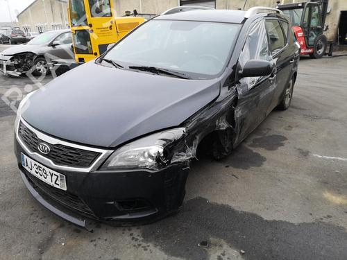 Left front fog light KIA CEE'D SW (ED) 1.6 CRDi 115 | BP25580798C30 - Image 17