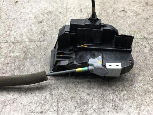Rear right lock NISSAN JUKE (F15) 1.6 DIG-T 4x4 | BP25546512C99