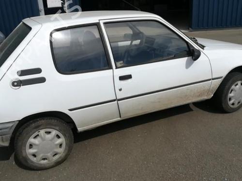 Left mirror PEUGEOT 205 II (20A/C) 1.7 Diesel | BP25553585C26 