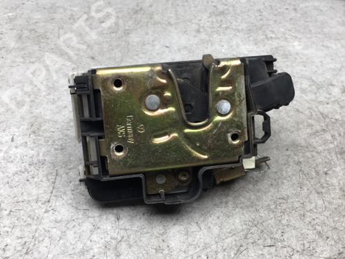 Used Front right lock VW POLO III (6N1) 55 1.3 (55 hp) 25555809