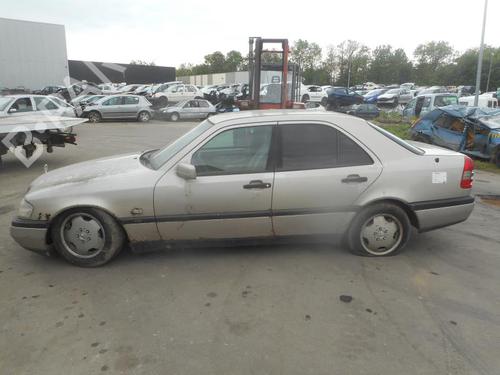 Used Parts MERCEDES-BENZ C-CLASS (W202) C 220 D (202.121) 4657153