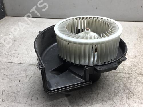 Used Heater blower motor VW POLO V (6R1, 6C1) 1.6 TDI (90 hp) 25546039