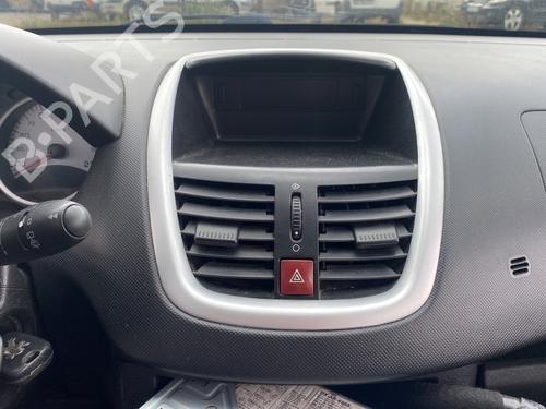Front left seatbelt PEUGEOT 206+ (2L_, 2M_) 1.4 HDi eco 70 | BP29910754I26 - Image 11