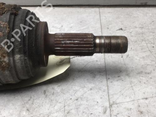 Used Left front driveshaft Left front driveshaft RENAULT CLIO III (BR0/1, CR0/1) 1.5 dCi (C/BR0G, C/BR1G) (68 hp) 25575615 25575615