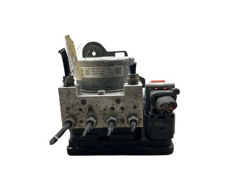 Used ABS pump VW GOLF VII (5G1, BQ1, BE1, BE2) 1.6 TDI (105 hp) 25569589