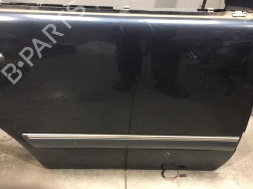 Used Right rear door Right rear door 25557130 25557130