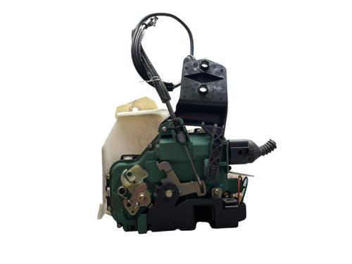 front-left-lock-vw-passat-b55-3b3-2000-2001-2002-2003-2004-2005-33933653 main image