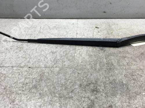 Used Front windshield wiper arm RENAULT CLIO IV (BH_) 1.5 dCi 75 (75 hp) 25541827