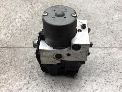 Used ABS pump NISSAN TERRANO II (R20) 3.0 Di 4WD (154 hp) 25566484