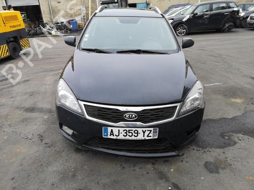 Left front fog light KIA CEE'D SW (ED) 1.6 CRDi 115 | BP25580798C30  - Image 13