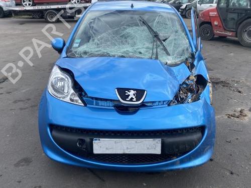 Right taillight PEUGEOT 107 (PM_, PN_) 1.4 HDi | BP25529697C35 