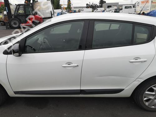 Left front window switch RENAULT MEGANE III Hatchback (BZ0/1_, B3_) 1.4 TCe (BZ0F, BZ1V) | BP25533131I27  - Image 20