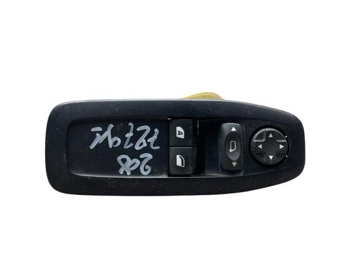 Used Left front window switch PEUGEOT 208 I (CA_, CC_) 1.2 VTI 82 (82 hp) 25531124