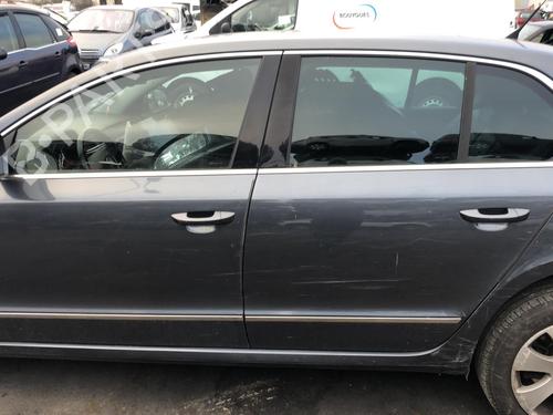 Left tailgate light SKODA SUPERB II (3T4) 2.0 TDI | BP25581381C79  - Image 29