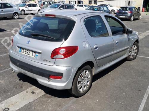 Right taillight PEUGEOT 206+ (2L_, 2M_) 1.4 HDi eco 70 | BP25523758C35 