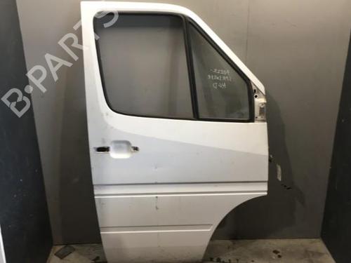 Right front door MERCEDES-BENZ SPRINTER 2-t Van (B901, B902) 211 CDI (901.661, 901.662, 902.661, 902.662) | BP25528289C3 