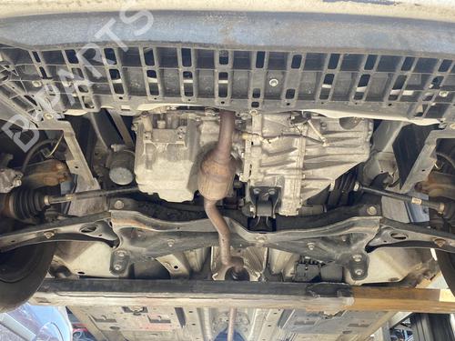 Left front fog light PEUGEOT 108 1.0 VTi 72 | BP26614807C30 - Image 10