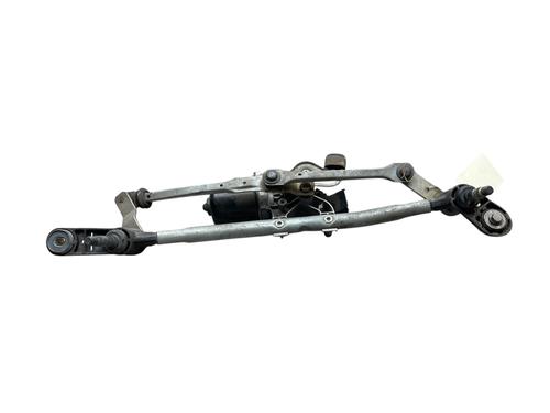 Used Front wiper motor RENAULT CLIO III (BR0/1, CR0/1) 1.5 dCi (C/BR0G, C/BR1G) (68 hp) 28381877