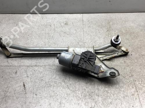 Used Front wiper motor DACIA LOGAN MCV (KS_) 1.5 dCi (KS0W) (86 hp) 25546411