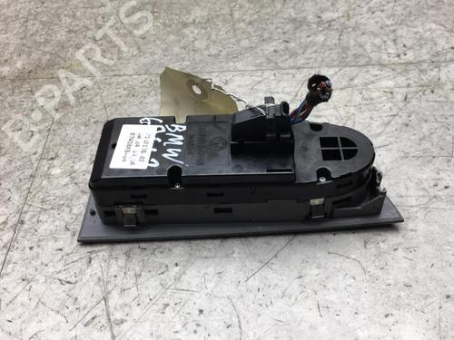 Used Left front window switch BMW 3 (E90) 318 d (122 hp) 25545685