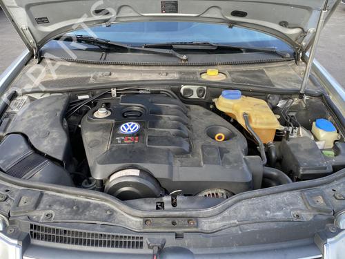 Forkjerm venstre VW PASSAT B5.5 (3B3) 1.9 TDI | BP25514802C41 