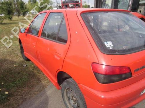 Høyre foran beltestrammer PEUGEOT 306 Hatchback (7A, 7C, N3, N5) 1.9 DT | BP25536534C88 