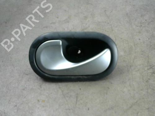 Used Front left interior door handle Front left interior door handle RENAULT TWINGO II (CN0_) 1.2 16V (CN0K, CN0V, CN0A) (76 hp) 25560319 25560319