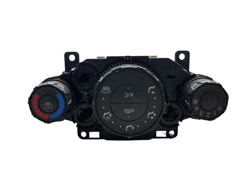Used Climate control Climate control FORD FIESTA VI (CB1, CCN) 1.25 (82 hp) 25548075 25548075