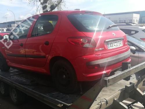 Left taillight PEUGEOT 206+ (2L_, 2M_) 1.4 HDi eco 70 | BP25552458C34 