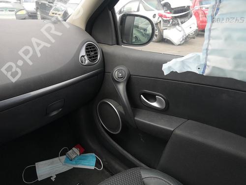 Right headlight RENAULT CLIO III (BR0/1, CR0/1) 1.5 dCi (C/BR0G, C/BR1G) | BP31333461C29 