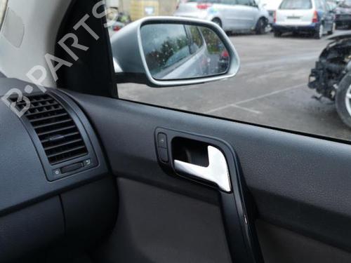 Venstre bremsekaliber foran VW POLO (9N_, 9A_) 1.9 TDI | BP25557375M105 