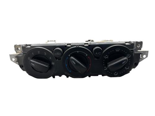 AC Styreenhet / Manøvreringsenhet FORD FOCUS II Turnier (DA_, FFS, DS) 1.6 TDCi (90 hp) 25531708