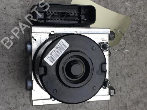 Used ABS pump ABS pump RENAULT TWINGO II (CN0_) 1.5 dCi 75 (75 hp) 25571465 25571465