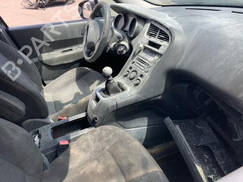 Left front window switch PEUGEOT 5008 (0U_, 0E_) 1.6 HDi | BP38917554I27 - Image 19